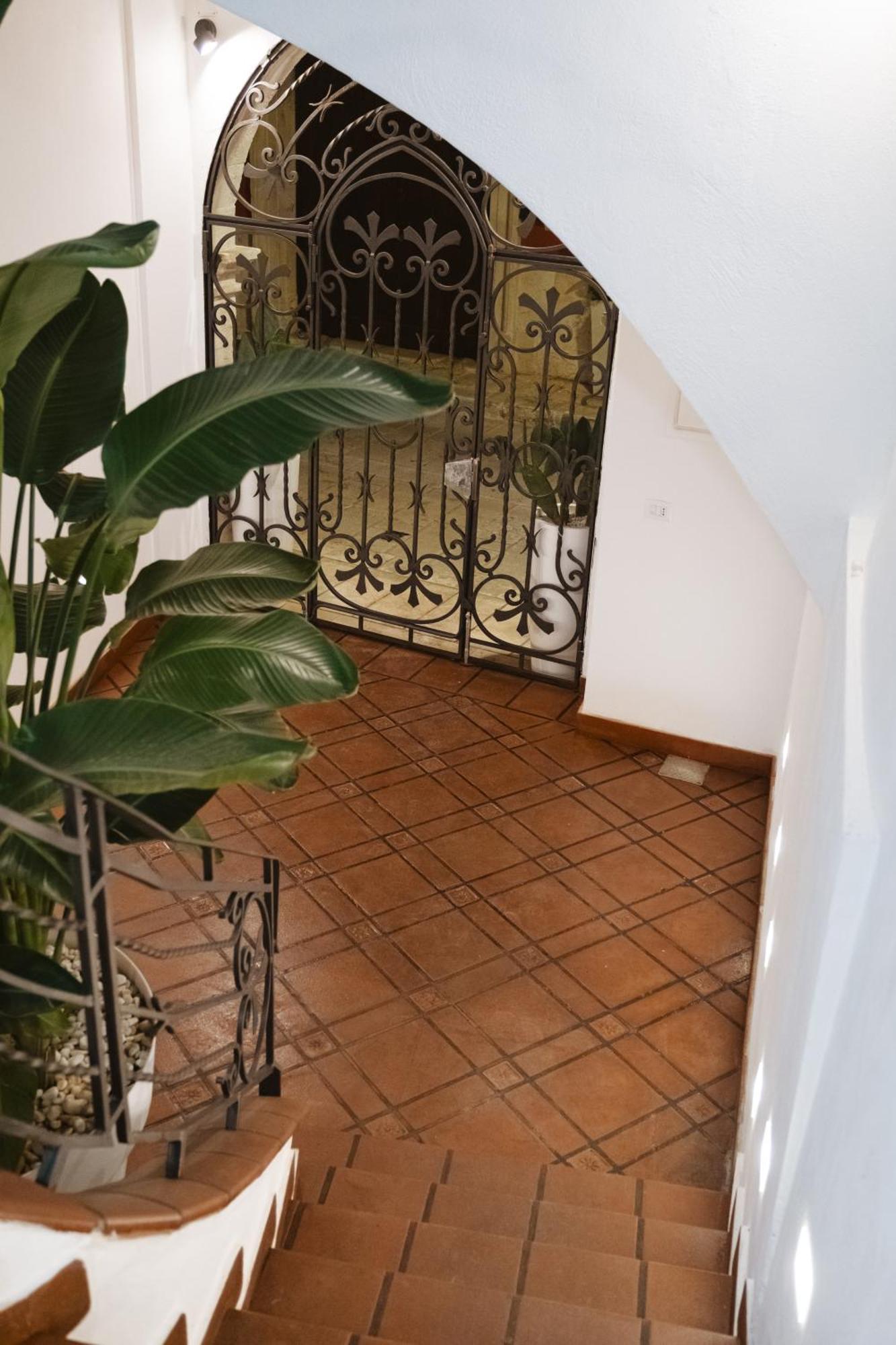 Albergo Diffuso Dimora Rossi Charme B&B Turi Exterior foto